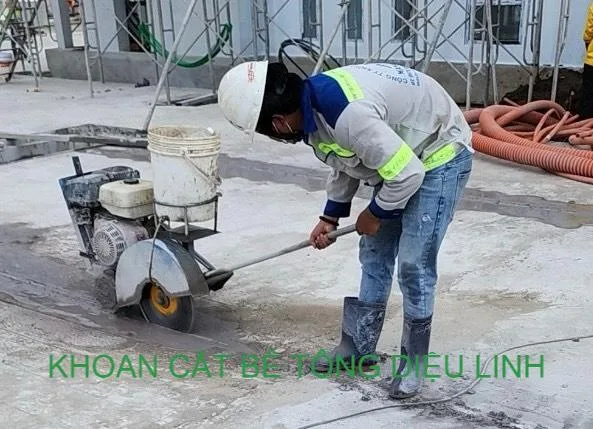 Phân Tích Những Yếu Tố Ảnh Hưởng Đến Giá Dịch Vụ Cắt Bê Tông